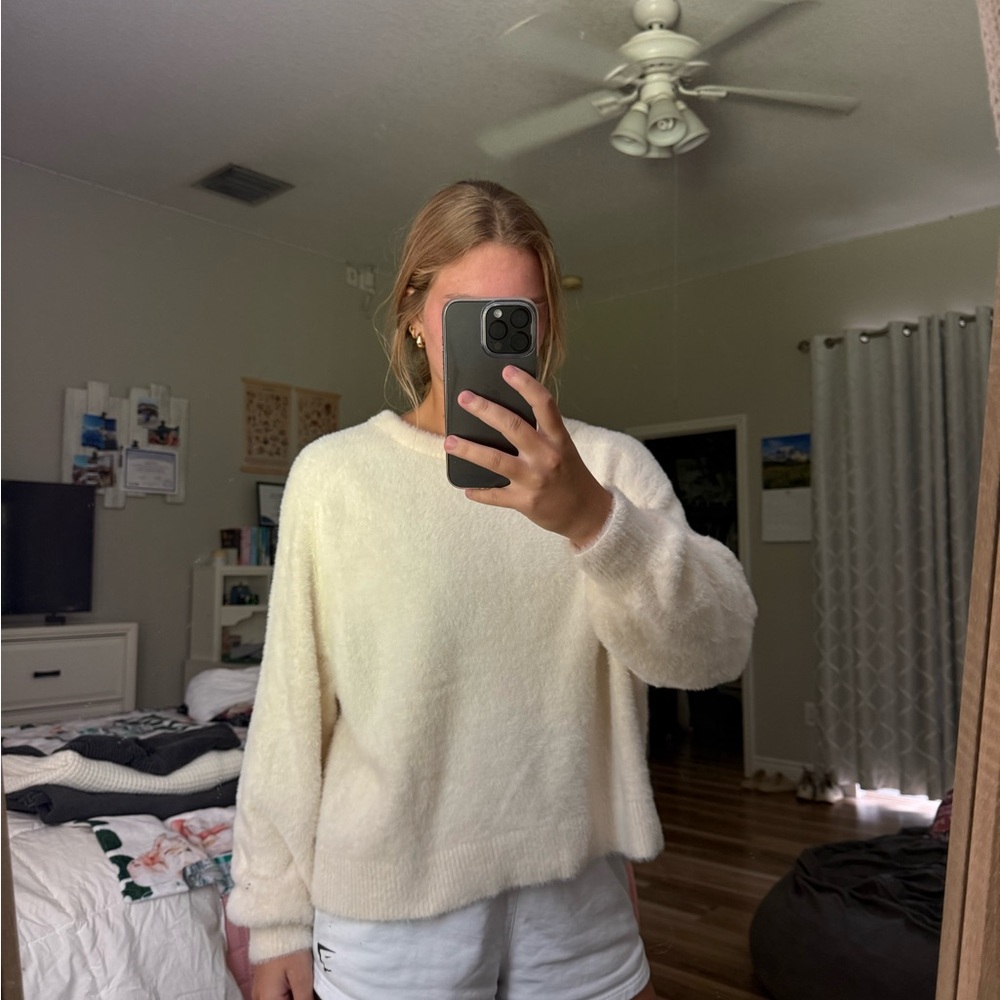 Aerie White Crew Neck Sweater Soft Plush Knit